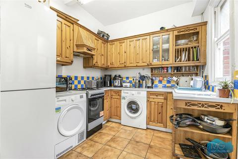 4 bedroom semi-detached house for sale, Wood Street, Barnet, EN5