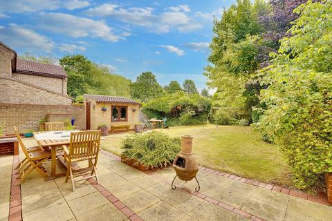 4 bedroom detached house for sale, Noel Murless Drive, Newmarket CB8