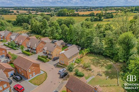 18 Elstar Road, Ongar, CM5 0FQ
