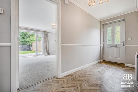 18 Elstar Road, Ongar, CM5 0FQ