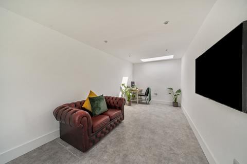 68 Conisborough, Toothill, Swindon, SN5 8ET