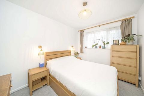 2 bedroom flat for sale, Seacole Close, London W3
