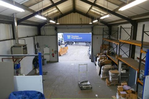 Warehouse to rent, Chelmsford Rd Dunmow CM6 1XN