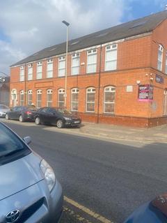 Industrial development to rent, 342 St Saviours Rd Leicester LE5 4HJ