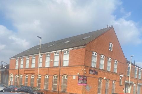 Industrial development to rent, 342 St Saviours Rd Leicester LE5 4HJ