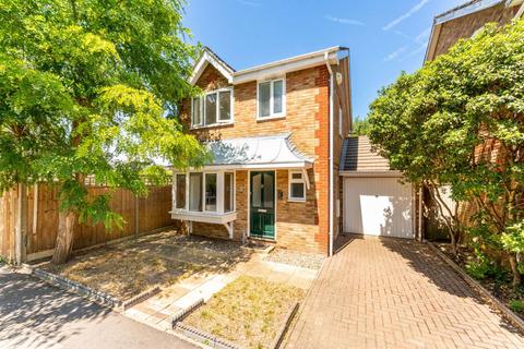 6 Park Road, New Malden, KT3 5AF