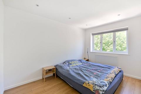 6 Park Road, New Malden, KT3 5AF