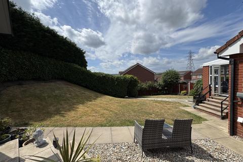 11 Beaulieu View, Mapplewell, Barnsley, S75 6FL