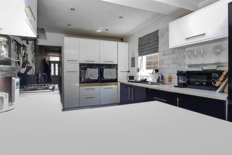 undefined, Gloucester Place, Littlehampton BN17