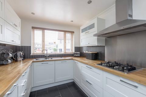 3 bedroom townhouse for sale, 103 Ferryfield, Trinity, Edinburgh, EH5 2PS