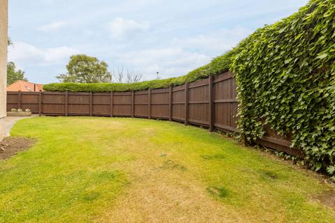 103 Ferryfield, Edinburgh, EH5 2PS