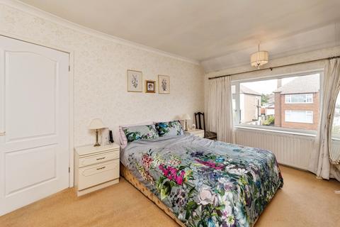 3 bedroom semi-detached house for sale, Temple Park Green, West Yorkshire LS15