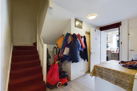 undefined, Richmond Grove, London