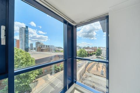 Canute Road, Southampton, Hampshire, SO14
