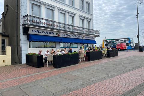 undefined, Seaside, Eastbourne BN22