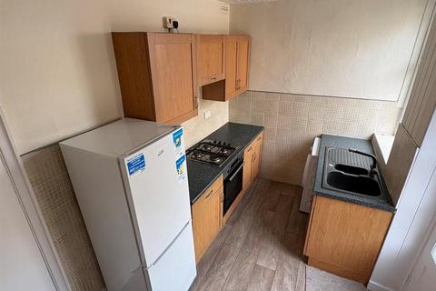 2 bedroom semi-detached house to rent, Dawson Street, Skipton, North Yorkshire