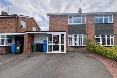 3 bedroom semi-detached house for sale, Ravenhill Drive, Codsall, Wolverhampton