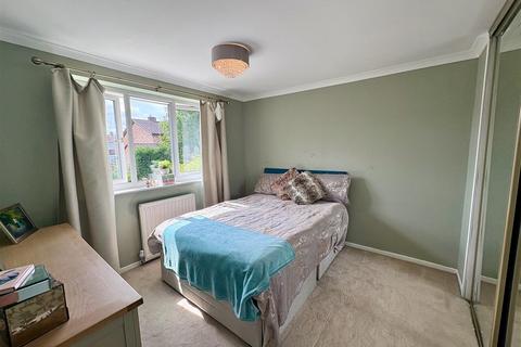 3 bedroom semi-detached house for sale, Ravenhill Drive, Codsall, Wolverhampton