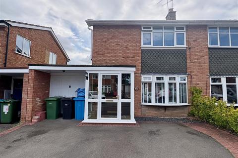 3 bedroom semi-detached house for sale, Ravenhill Drive, Codsall, Wolverhampton