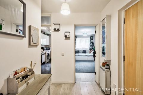 undefined, Chingford E4