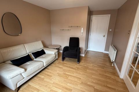 2 bedroom flat to rent, Hardgate, The City Centre, Aberdeen, AB11
