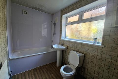3 bedroom terraced house to rent, Draper Street, Leicester, LE2 1PQ