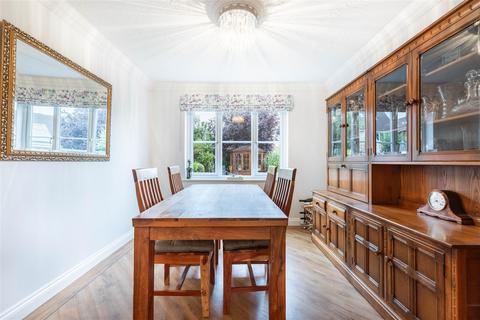 undefined, Maple Way, Dunmow, Essex