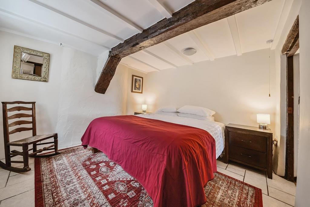 Bedroom 3.jpg