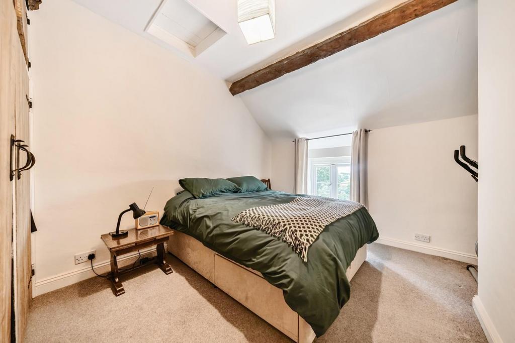 Bedroom 2.jpg
