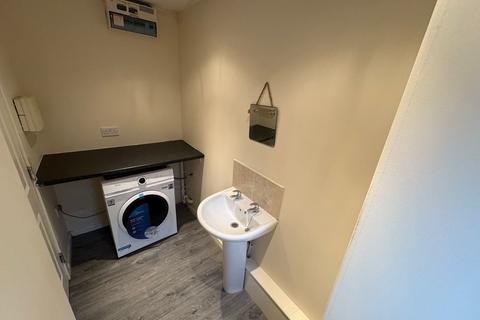2 bedroom terraced house to rent, Victoria Street, Darfield