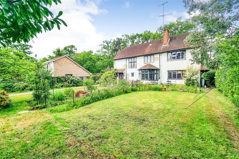 5 bedroom detached house for sale, Horseshoe Lane, Guildford GU12