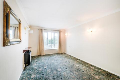 1 bedroom retirement property for sale, Ennerdale Court, Wanstead