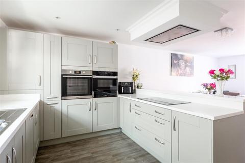 5 bedroom detached house for sale, Iden Hurst, Hurstpierpoint BN6