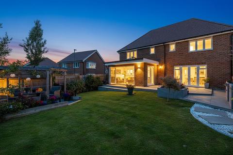 5 bedroom detached house for sale, Iden Hurst, Hurstpierpoint BN6