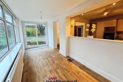 3 bedroom semi-detached house for sale, Isleworth Road, St Thomas, Exeter, EX4