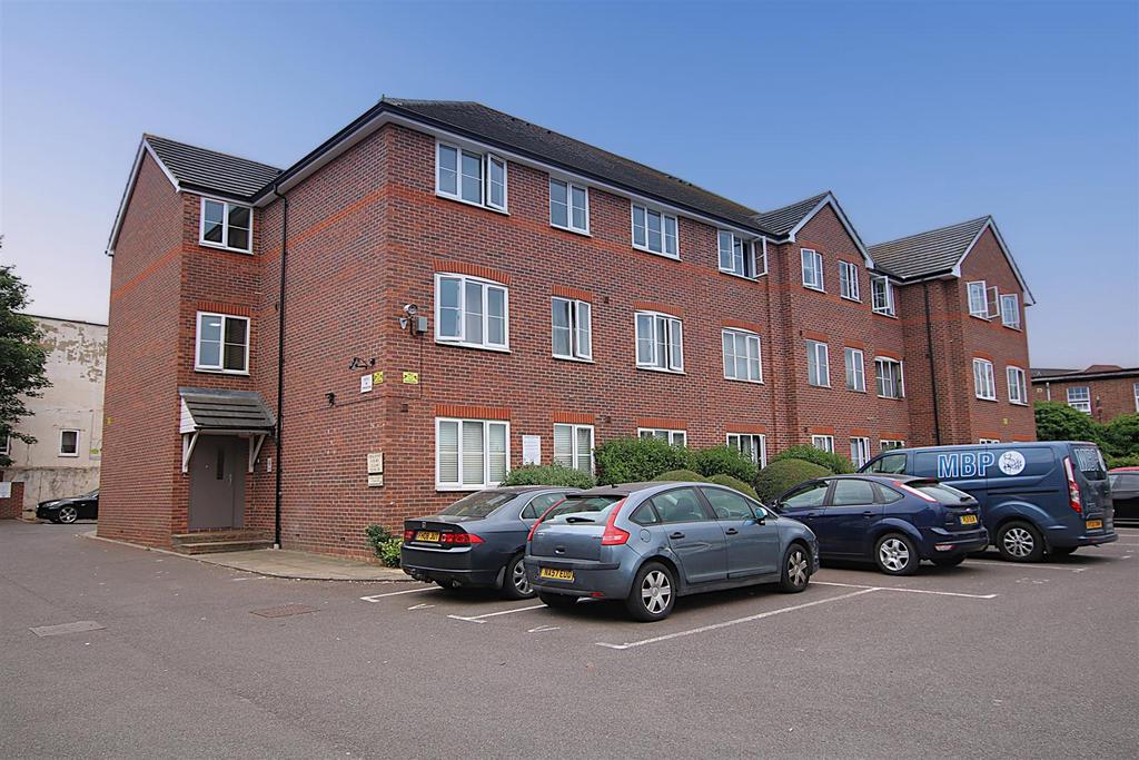 Chalfont Court Front.JPG