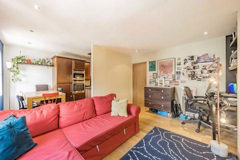 2 bedroom flat for sale, Windsor Road, London W5
