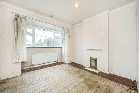 undefined, Sherwood Avenue, London