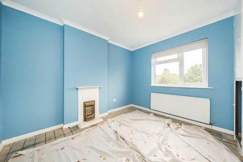 undefined, Sherwood Avenue, London
