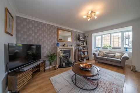 6 Primrose Close, Hemel Hempstead, HP1 2DL