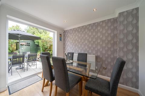 6 Primrose Close, Hemel Hempstead, HP1 2DL