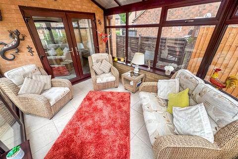 51 Lister Close, Corby, NN17 1XR