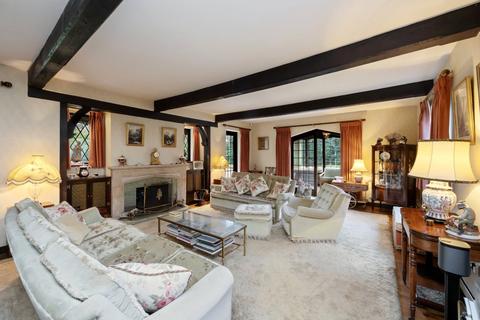 5 bedroom detached house for sale, Ashley Park Avenue, Walton-on-Thames, Surrey, KT12