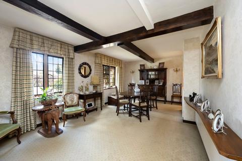 5 bedroom detached house for sale, Ashley Park Avenue, Walton-on-Thames, Surrey, KT12