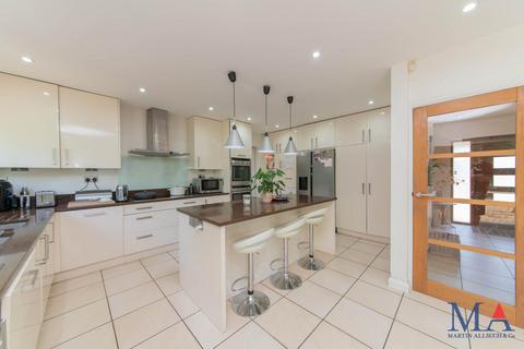 undefined, Deacons Hill Road, Elstree