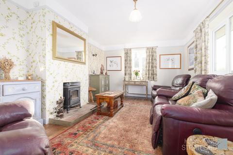 2 bedroom detached bungalow for sale, Watton Road, Hingham