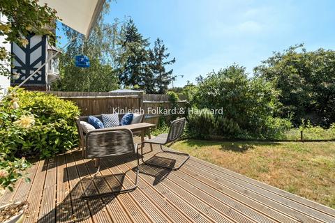 Flat C, 7 Oaklands Road, Bromley, BR1 3SJ