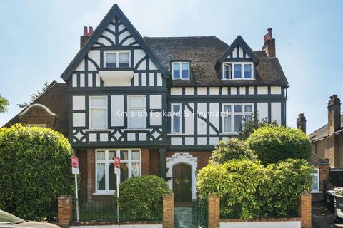 Flat C, 7 Oaklands Road, Bromley, BR1 3SJ