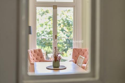 Flat C, 7 Oaklands Road, Bromley, BR1 3SJ