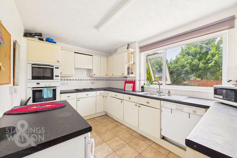 5 bedroom detached house for sale, The Hedgerows, Norwich